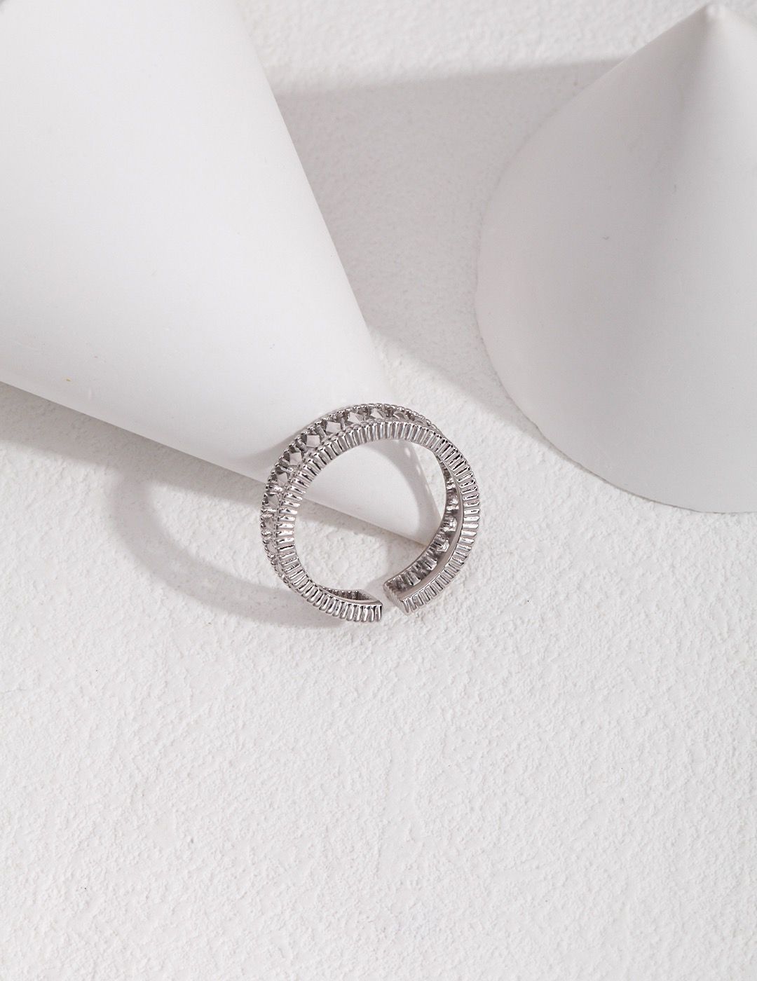 Minimalist silver band ring with clean lines and understated elegance