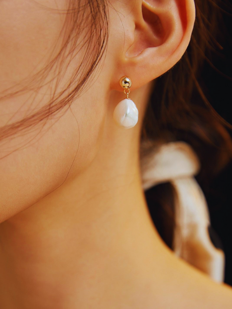 Organic Pearl Earrings