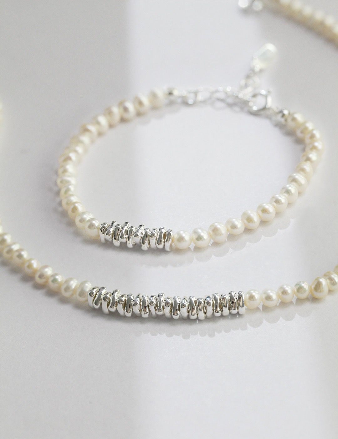 Freshwater Pearl Necklace with S925 Sterling Silver Chain - Classic Elegance and Modern Style